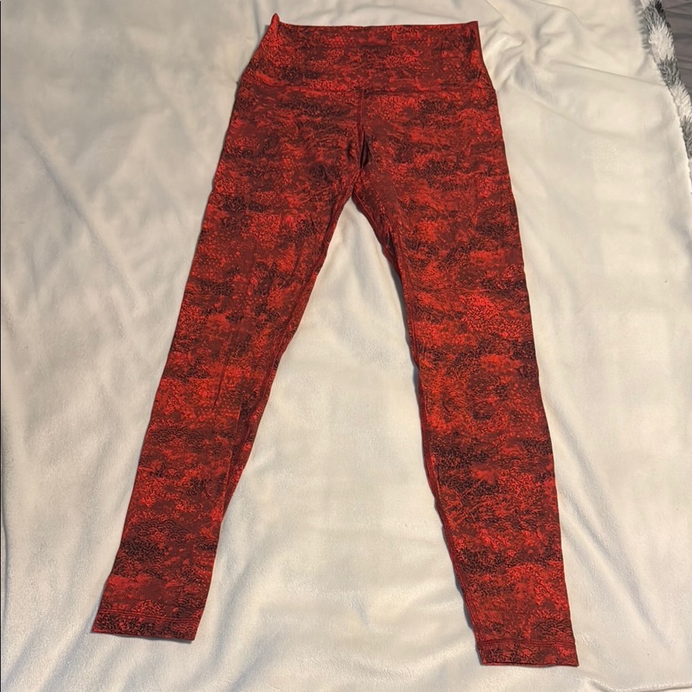 Lululemon align 28” size 8 Red Patterned Leggings, like new condition